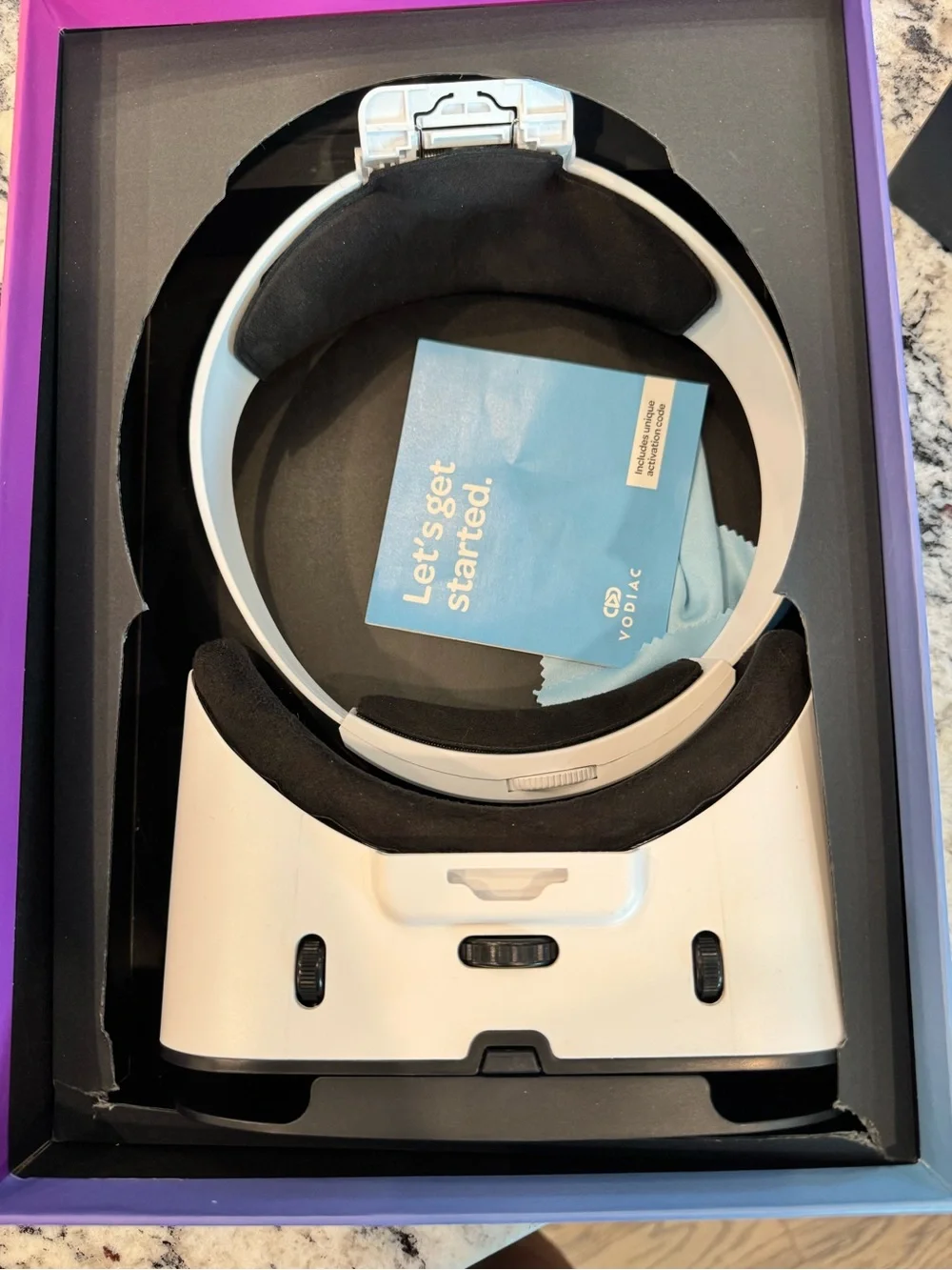 VODIAC Virtual Reality Headset for Smartphone. ~